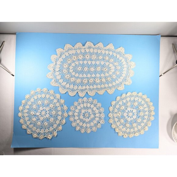 Antique hand made Irish crochet lace doilies mixed sizes set of 4, decorative - Picture 9 of 10